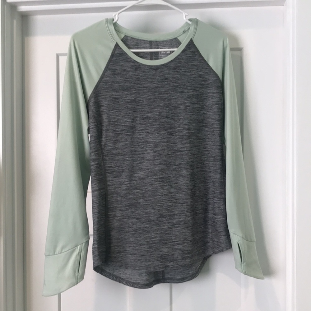 North Face women’s medium long sleeve